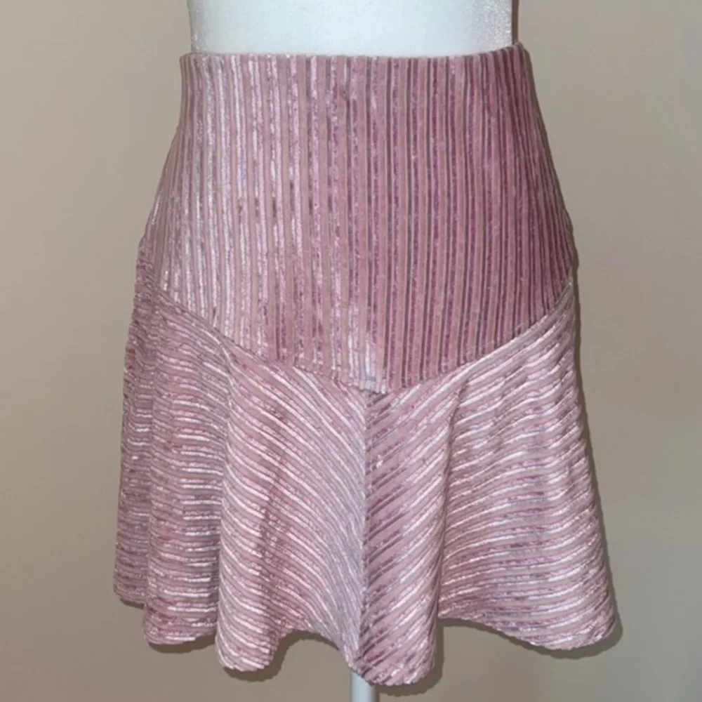 Free People MD Camden Mini Skirt Pink Ribbed Velvet NWOT #M28 - Picture 5 of 10